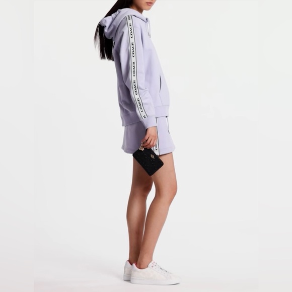 NEW Coach Boxed Corner Zip Wristlet In Signature Leather MSRP $148 Black Gold - Picture 2 of 6